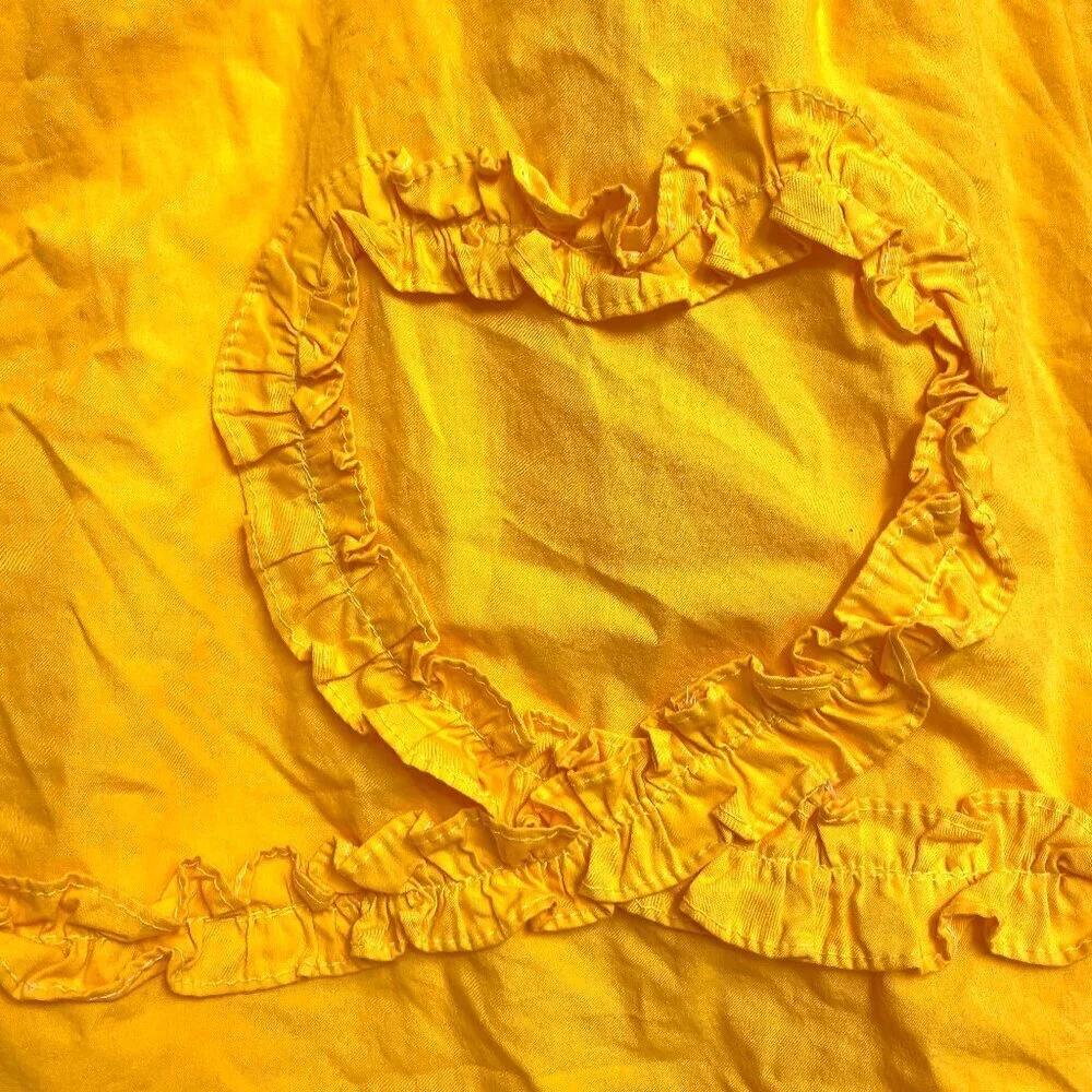 Classic Lolita Ruffled Heart Dress - Picture 6 of 8